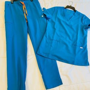 Figs scrubs small limited edition Alps Blue Casma Yola